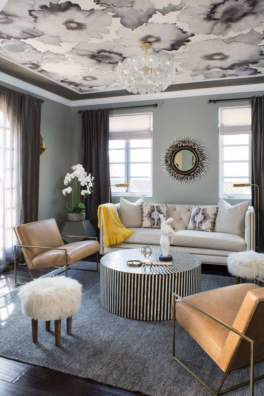 439 N Arden - Windsor Sq / Larchmont -Living Room